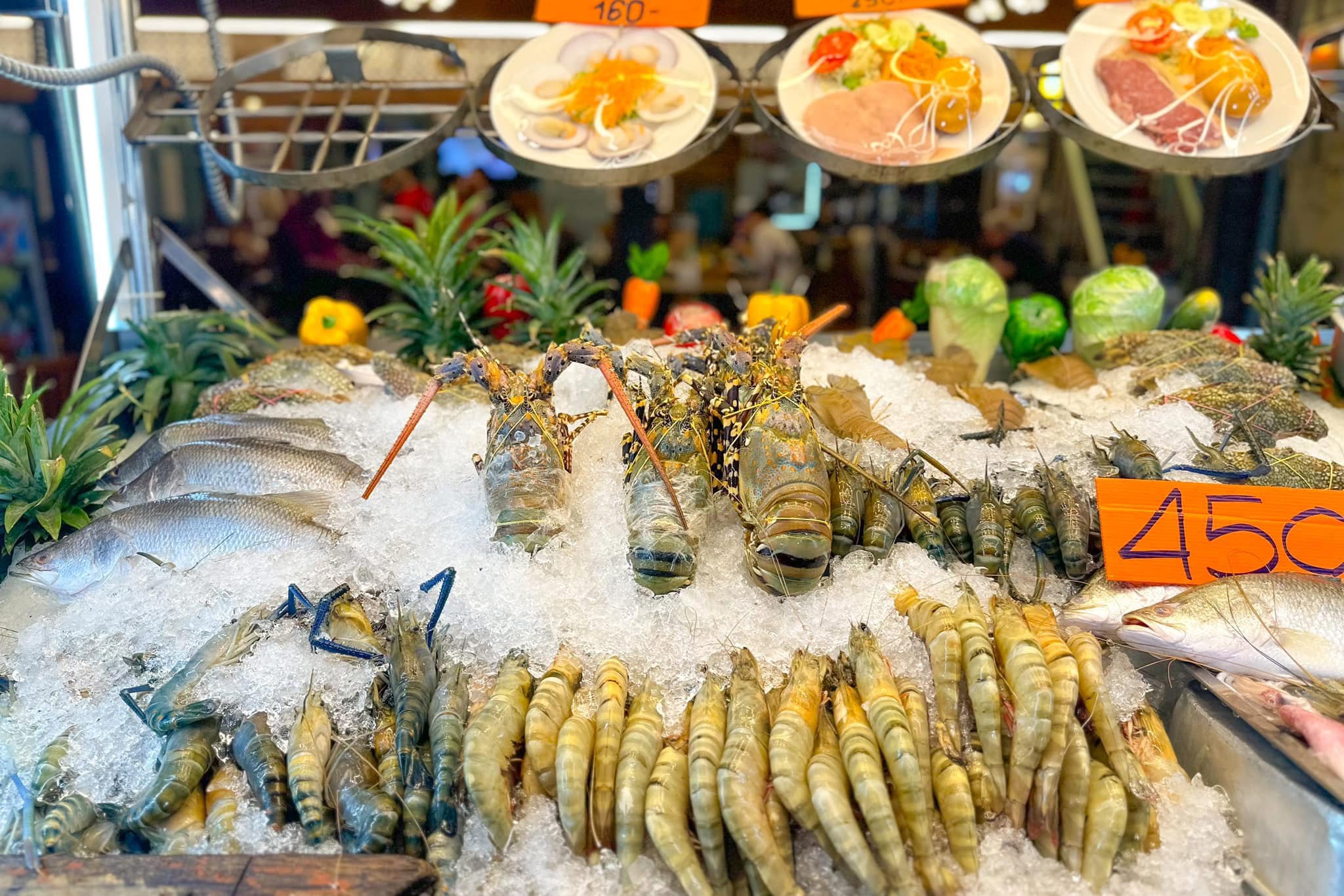 เที่ยวตลาดโต้รุ่งหัวหิน