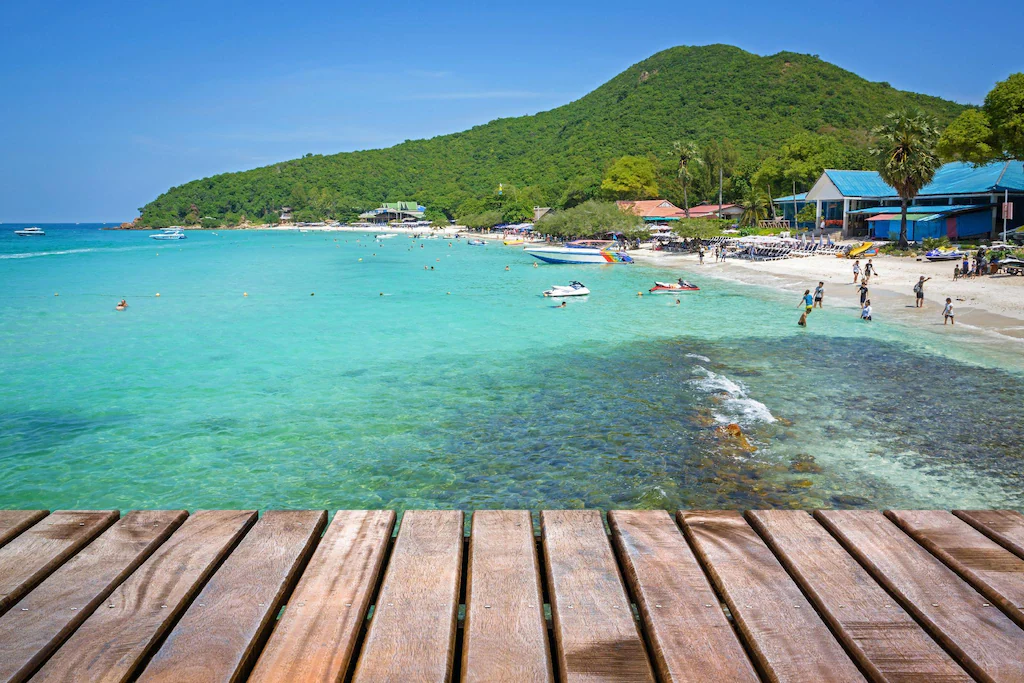 โรงแรมเกาะล้าน หาดตาแหวน
